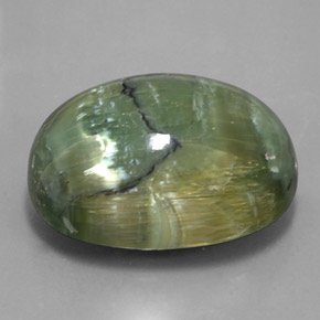 Serpentine vert naturelle coupe ovale, 42,76 ct, opaque
