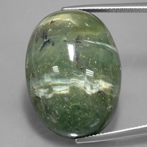 Serpentine vert naturelle coupe ovale, 42,50 ct, opaque