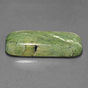Serpentine Vert jaunâtre naturelle Coupe coussin, 39.11 ct, Opaque