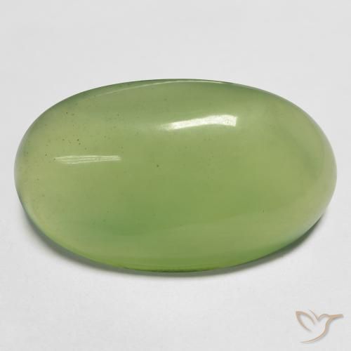 Serpentine Vert chaud naturelle ovale, 18.33 ct, Translucide
