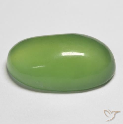 Serpentine Vert chaud naturelle ovale, 18.33 ct, Translucide