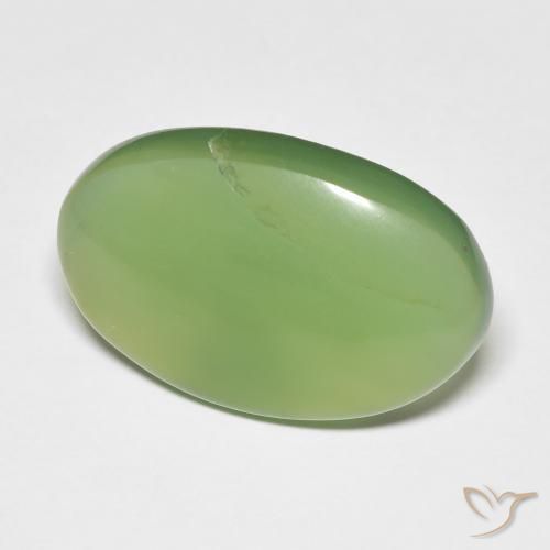 Serpentine Vert moyen naturelle ovale, 10.29 ct, Translucide
