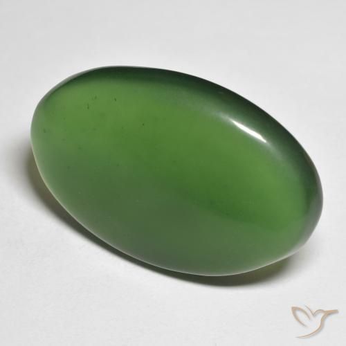 Serpentine Forêt verte naturelle ovale, 25.99 ct, Translucide