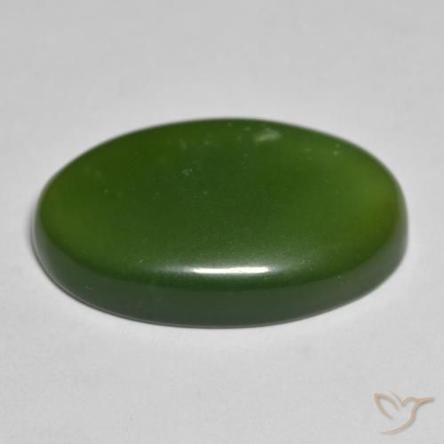 Serpentine Vert terreux naturelle ovale, 19.76 ct, Translucide
