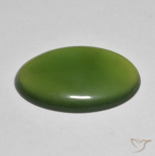 Serpentine Vert terreux naturelle ovale, 11.32 ct, Translucide