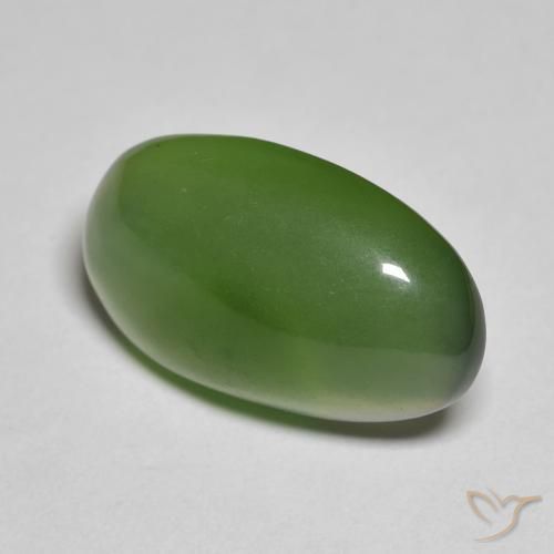 Serpentine Vert moyen naturelle ovale, 9.39 ct, Translucide