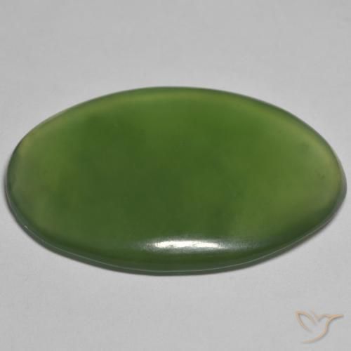 Serpentine Vert foncé naturelle ovale, 29.48 ct, Translucide