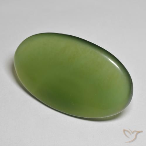 Serpentine Vert foncé naturelle ovale, 33.52 ct, Translucide