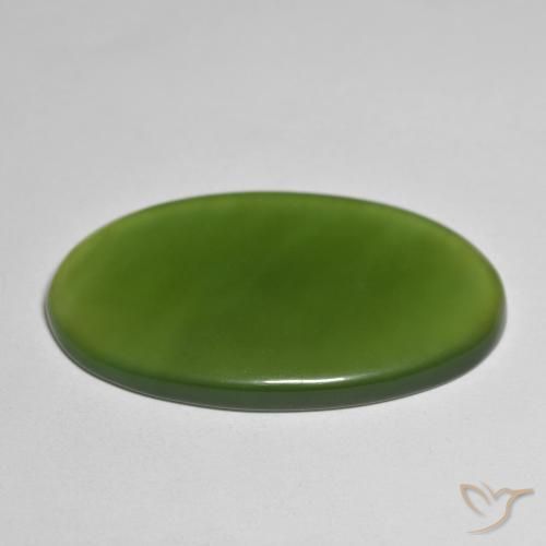 Serpentine Vert foncé naturelle ovale, 33.52 ct, Translucide