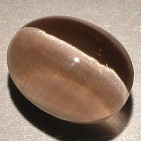 Sillimanite cat's eye marron naturelle transparent, 3,56 ct, transparent / translucide