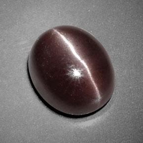 Sillimanite cat's eye marron naturelle coupe ovale, 3,85 ct, opaque