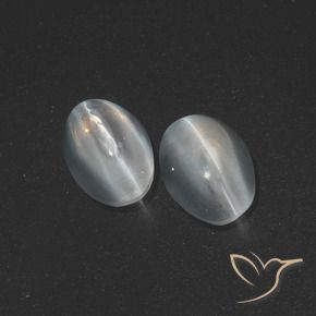Shop natural 2.53ct Blanc clair Sillimanite œil de chat gems, ovale, from Madagascar at GemSelect. In stock, global shipping!