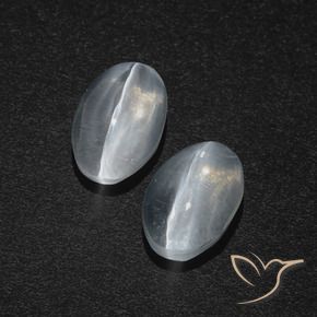 Shop natural 2.29ct Blanc clair Sillimanite œil de chat gems, ovale, from Madagascar at GemSelect. In stock, global shipping!