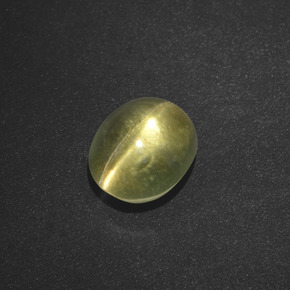 Sillimanite œil de chat Brun verdâtre naturelle Coupe ovale, 1.78 ct, Translucide
