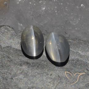 Shop natural 1.97ct Gris très clair Sillimanite œil de chat gems, ovale, from Madagascar at GemSelect. In stock, global shipping!
