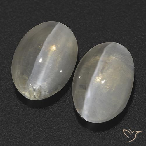 Shop natural 2.78ct Blanc chaud Sillimanite œil de chat gems, ovale, from Madagascar at GemSelect. In stock, global shipping!