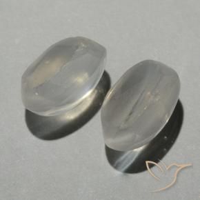 Shop natural 2.15ct Blanc chaud Sillimanite œil de chat gems, ovale, from Madagascar at GemSelect. In stock, global shipping!