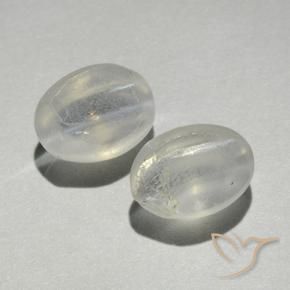 Shop natural 2.36ct Blanc chaud Sillimanite œil de chat gems, ovale, from Madagascar at GemSelect. In stock, global shipping!