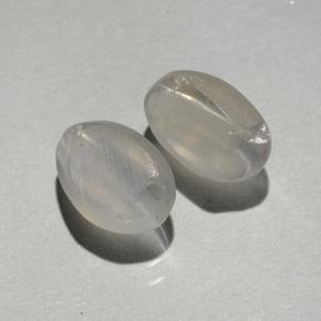 Achetez naturel 1.76ct Fumée Sillimanite œil de chat gems, Coupe ovale, En provenance Madagascar chez GemSelect. En stock, livraison internationale!