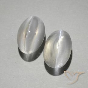 Shop natural 2.25ct Blanc chaud Sillimanite œil de chat gems, ovale, from Madagascar at GemSelect. In stock, global shipping!