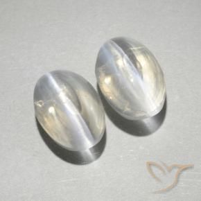 Shop natural 2.00ct Blanc Sillimanite œil de chat gems, ovale, from Madagascar at GemSelect. In stock, global shipping!