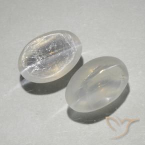 Shop natural 2.00ct Blanc Sillimanite œil de chat gems, ovale, from Madagascar at GemSelect. In stock, global shipping!