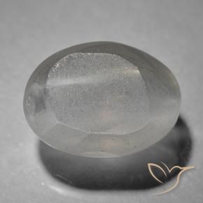 Sillimanite œil de chat Gris très clair naturelle ovale, 1.63 ct, Transparent