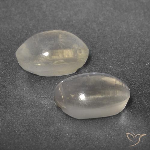Shop natural 2.69ct Blanc chaud Sillimanite œil de chat gems, ovale, from Madagascar at GemSelect. In stock, global shipping!