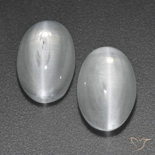 Shop natural 2.41ct Blanc Sillimanite œil de chat gems, ovale, from Madagascar at GemSelect. In stock, global shipping!