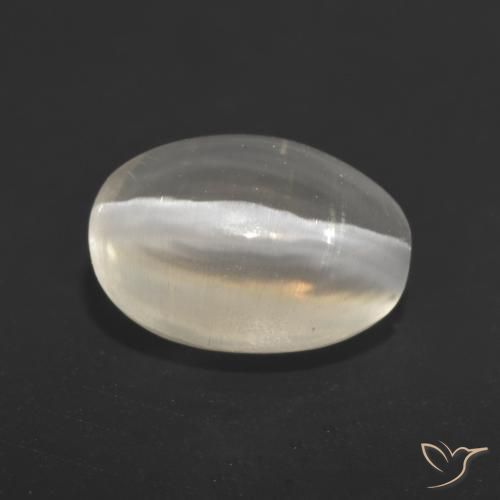 Sillimanite œil de chat Blanc perle naturelle ovale, 1.37 ct, Translucide