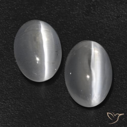 Shop natural 1.37ct Blanc clair Sillimanite œil de chat gems, ovale, from Madagascar at GemSelect. In stock, global shipping!