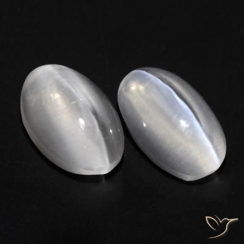 Shop natural 1.72ct Blanc Sillimanite œil de chat gems, ovale, from Madagascar at GemSelect. In stock, global shipping!