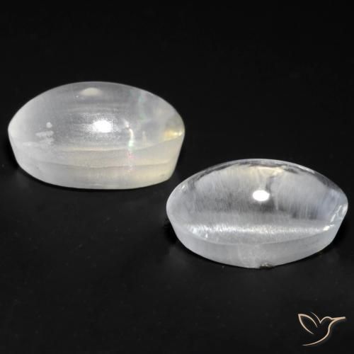 Shop natural 1.70ct Blanc Sillimanite œil de chat gems, ovale, from Madagascar at GemSelect. In stock, global shipping!