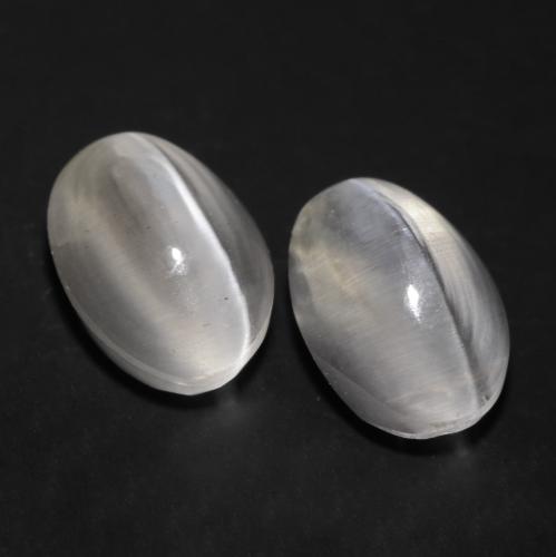 Achetez naturel 2.45ct Gris très clair Sillimanite œil de chat gems, Coupe ovale, En provenance Madagascar chez GemSelect. En stock, livraison internationale!