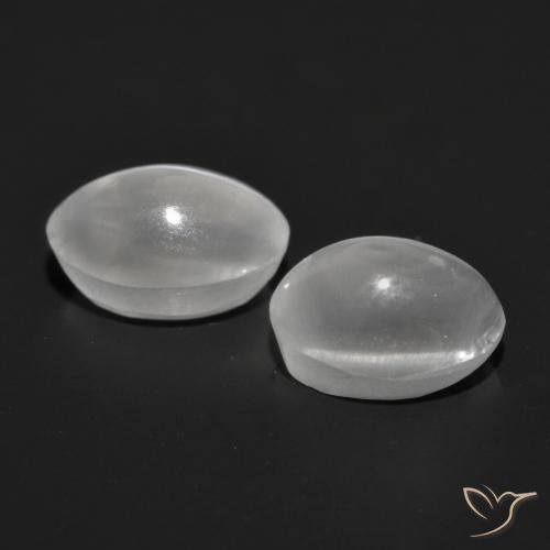 Shop natural 2.52ct Gris très clair Sillimanite œil de chat gems, ovale, from Madagascar at GemSelect. In stock, global shipping!