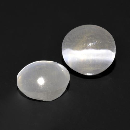 Achetez naturel 1.68ct Gris très clair Sillimanite œil de chat gems, Coupe roude, En provenance Madagascar chez GemSelect. En stock, livraison internationale!