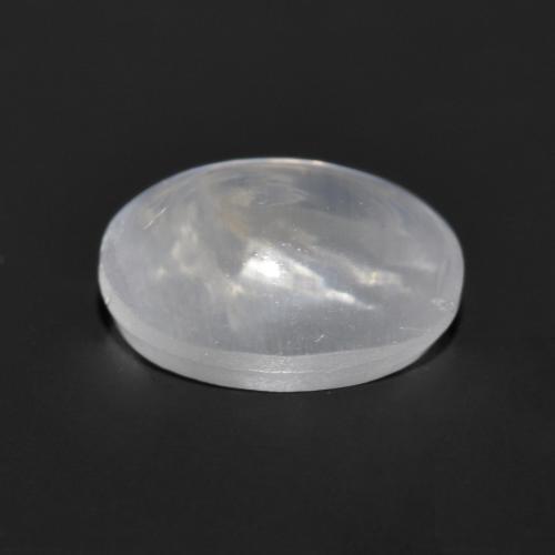 Sillimanite œil de chat Blanc naturelle Coupe ovale, 1.35 ct, Transparent