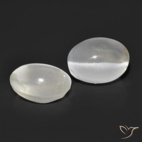 Shop natural 2.69ct Gris très clair Sillimanite œil de chat gems, ovale, from Madagascar at GemSelect. In stock, global shipping!