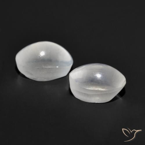 Shop natural 2.07ct Blanc clair Sillimanite œil de chat gems, ovale, from Madagascar at GemSelect. In stock, global shipping!
