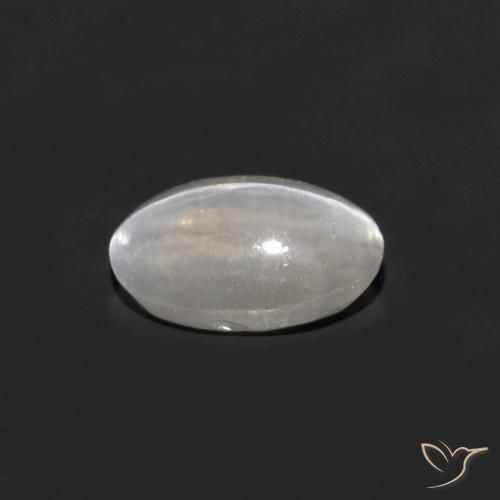 Sillimanite œil de chat Blanc naturelle ovale, 0.92 ct, Transparent