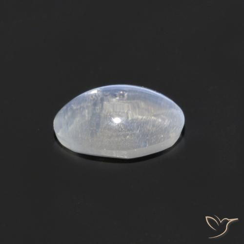 Sillimanite œil de chat Clair naturelle ovale, 0.73 ct, Transparent