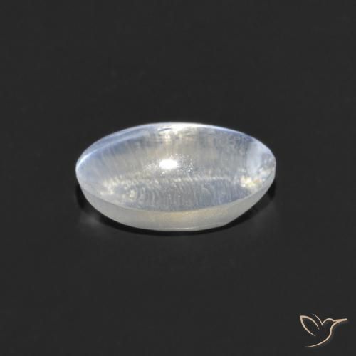 Sillimanite œil de chat Clair naturelle ovale, 0.80 ct, Transparent