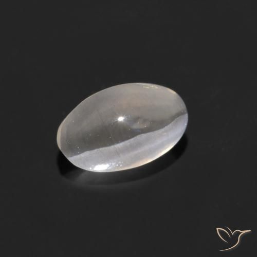 Sillimanite œil de chat Blanc chaud naturelle ovale, 0.88 ct, Transparent