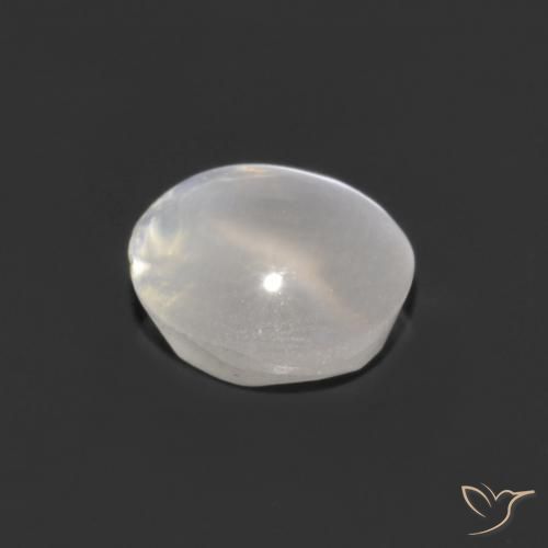 Sillimanite œil de chat Blanc clair naturelle ovale, 1.05 ct, Transparent