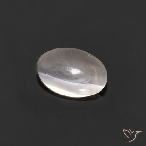 Sillimanite œil de chat Gris très clair naturelle ovale, 0.68 ct, Transparent
