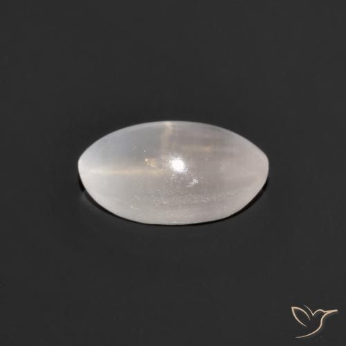 Sillimanite œil de chat Gris très clair naturelle ovale, 0.99 ct, Transparent