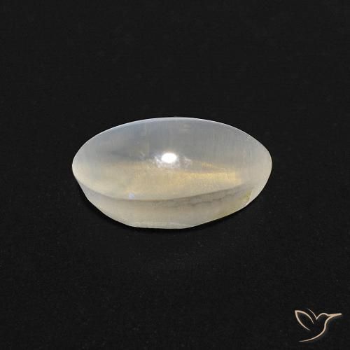 Sillimanite œil de chat Blanc chaud naturelle ovale, 0.84 ct, Transparent