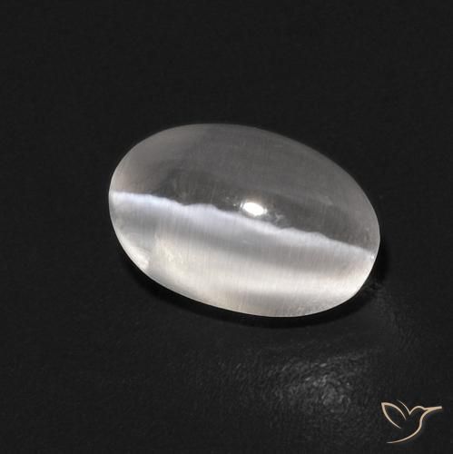 Sillimanite œil de chat Blanc clair naturelle ovale, 0.86 ct, Transparent