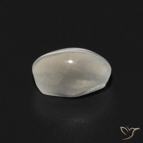 Sillimanite œil de chat Blanc chaud naturelle ovale, 0.89 ct, Transparent