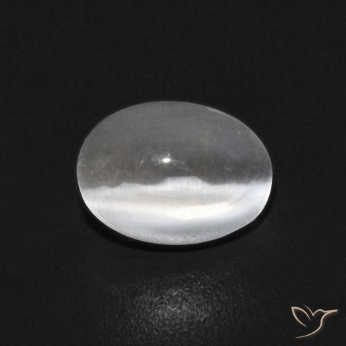 Sillimanite œil de chat Blanc naturelle ovale, 0.84 ct, Transparent